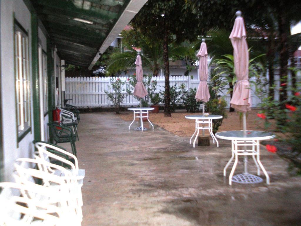 Pachamama Bay Club Hotel Bocas del Toro Exterior photo